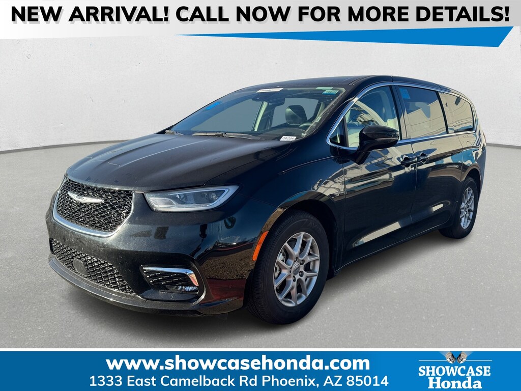 Used 2024 Chrysler Pacifica Touring L Van Passenger Van