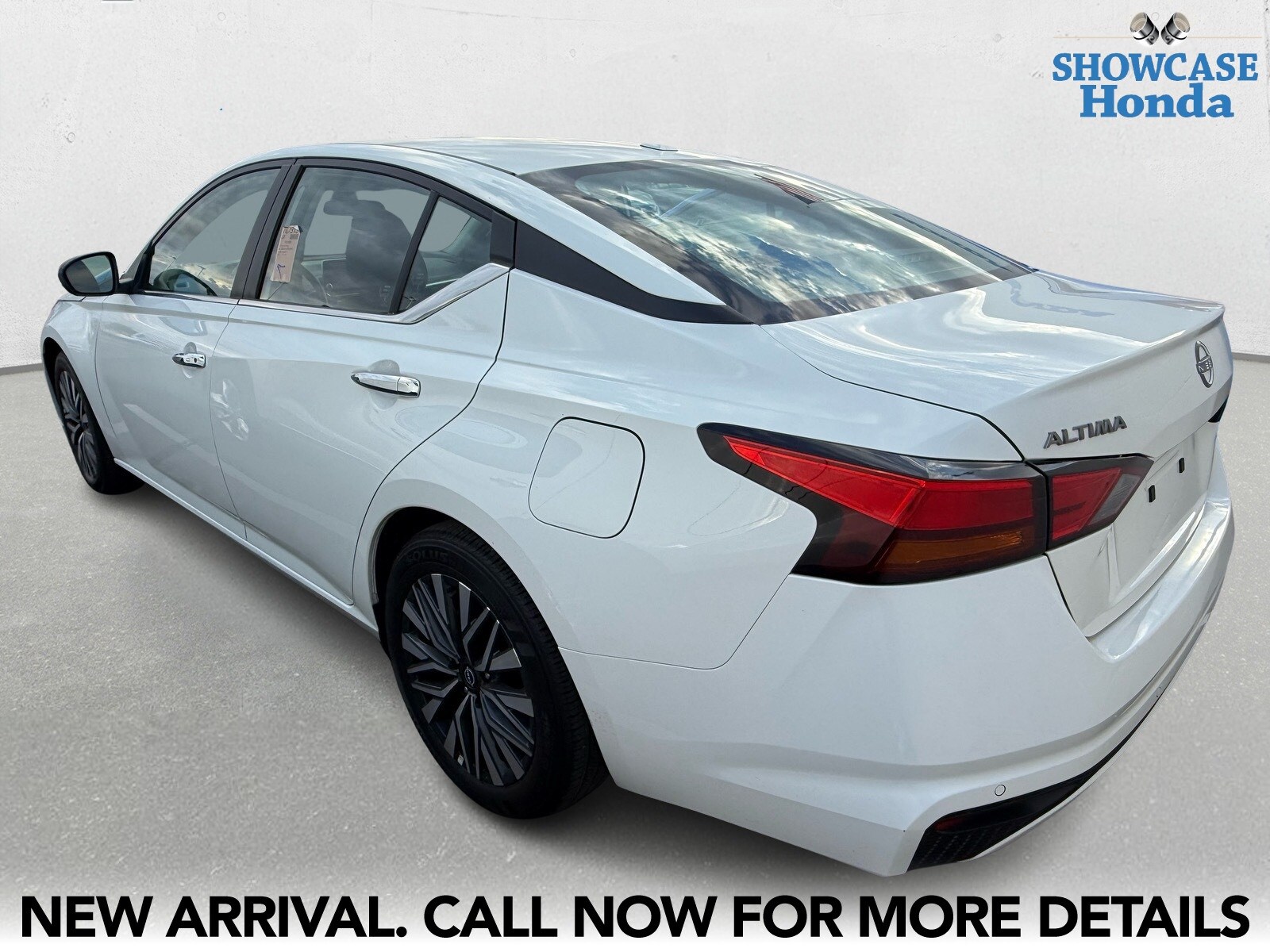 2025 Nissan Altima SV photo 4