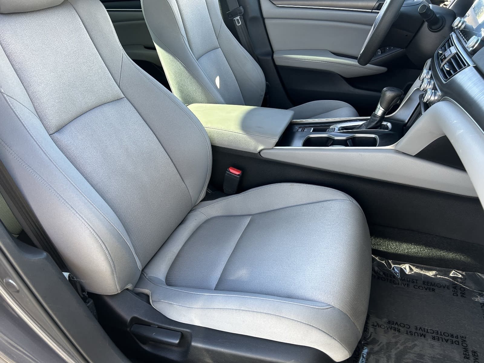 2018 Honda Accord LX - Photo 13