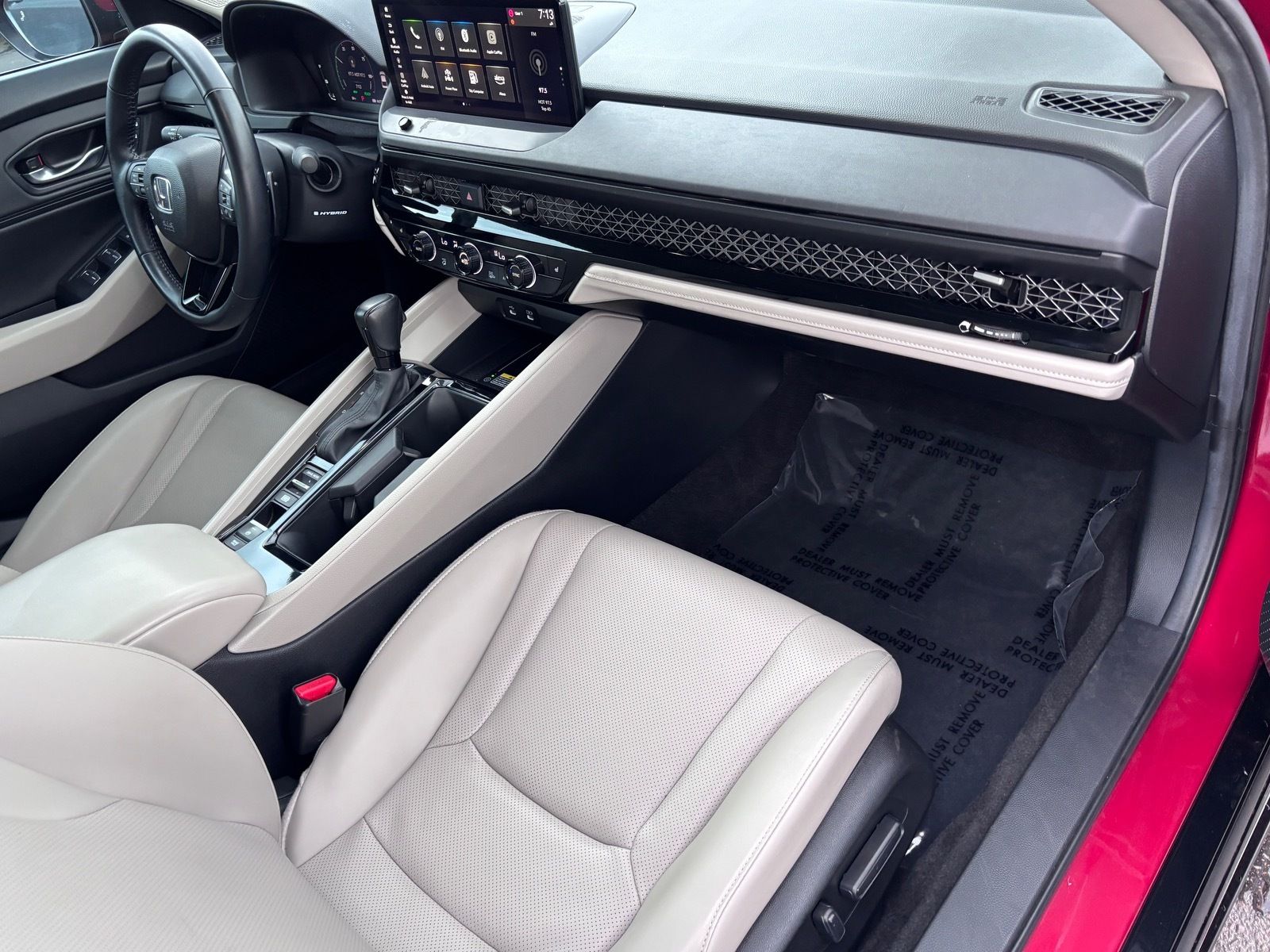 2025 Honda Accord Hybrid EX-L - Photo 13