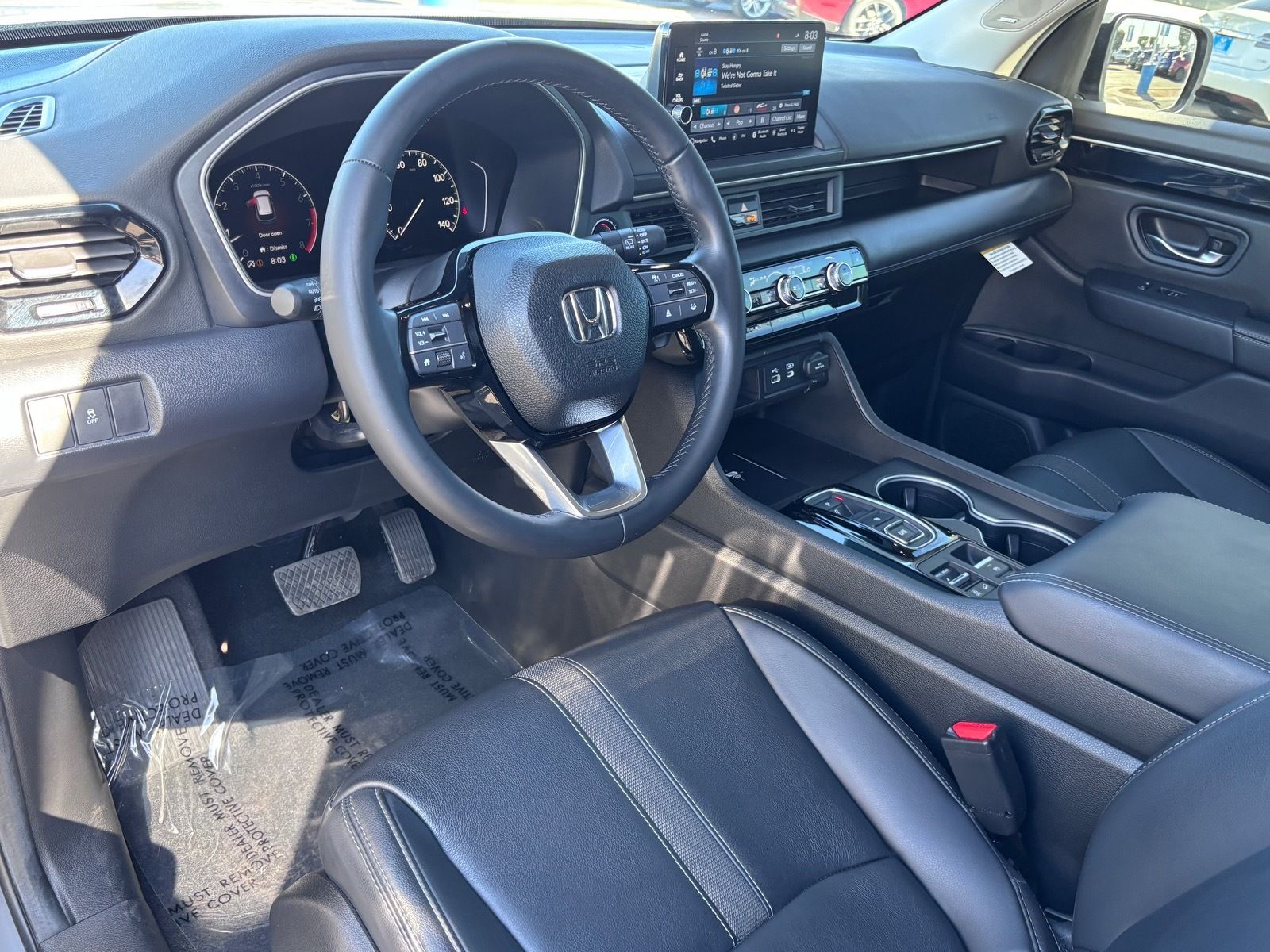 2025 Honda Pilot Touring - Photo 17