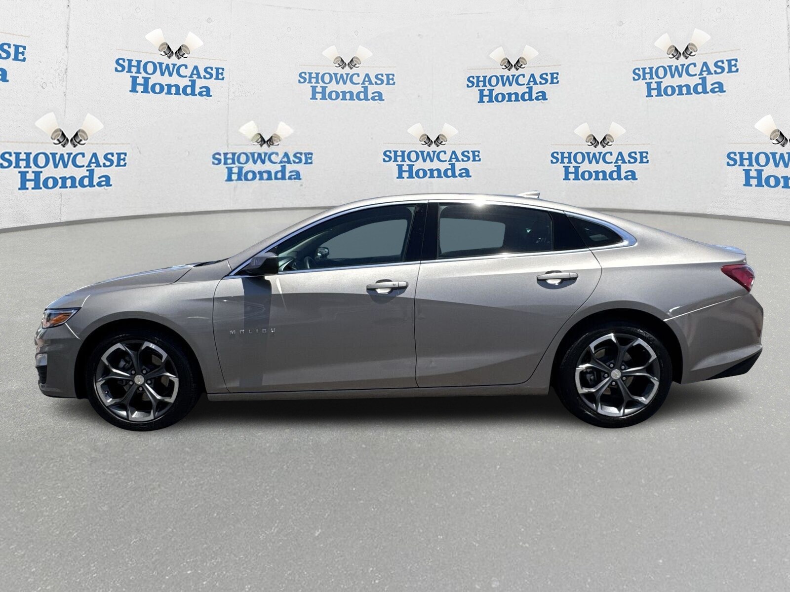 Used 2022 Chevrolet Malibu 1LT with VIN 1G1ZD5ST3NF132022 for sale in Phoenix, AZ