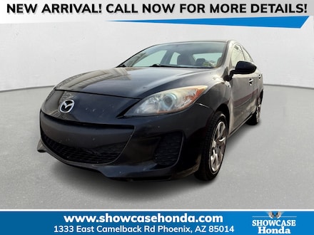 2013 Mazda Mazda3 i Sport Sedan