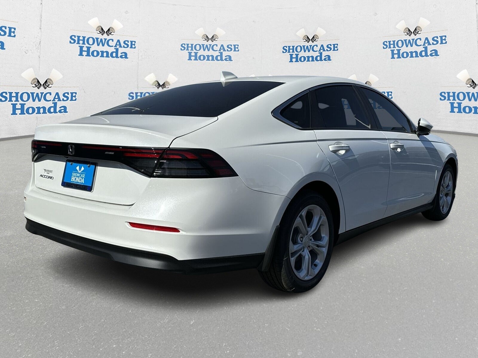 2025 Honda Accord LX photo 3