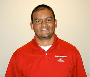 Staff member Jorge Cruz from ID_be98070d254a