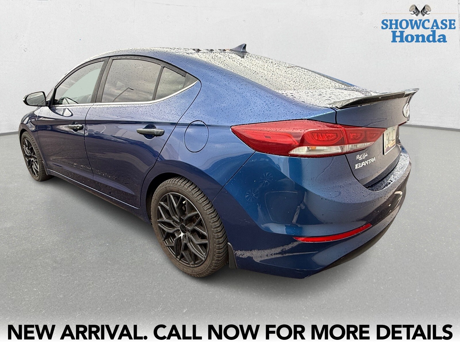 2017 Hyundai Elantra Limited photo 2