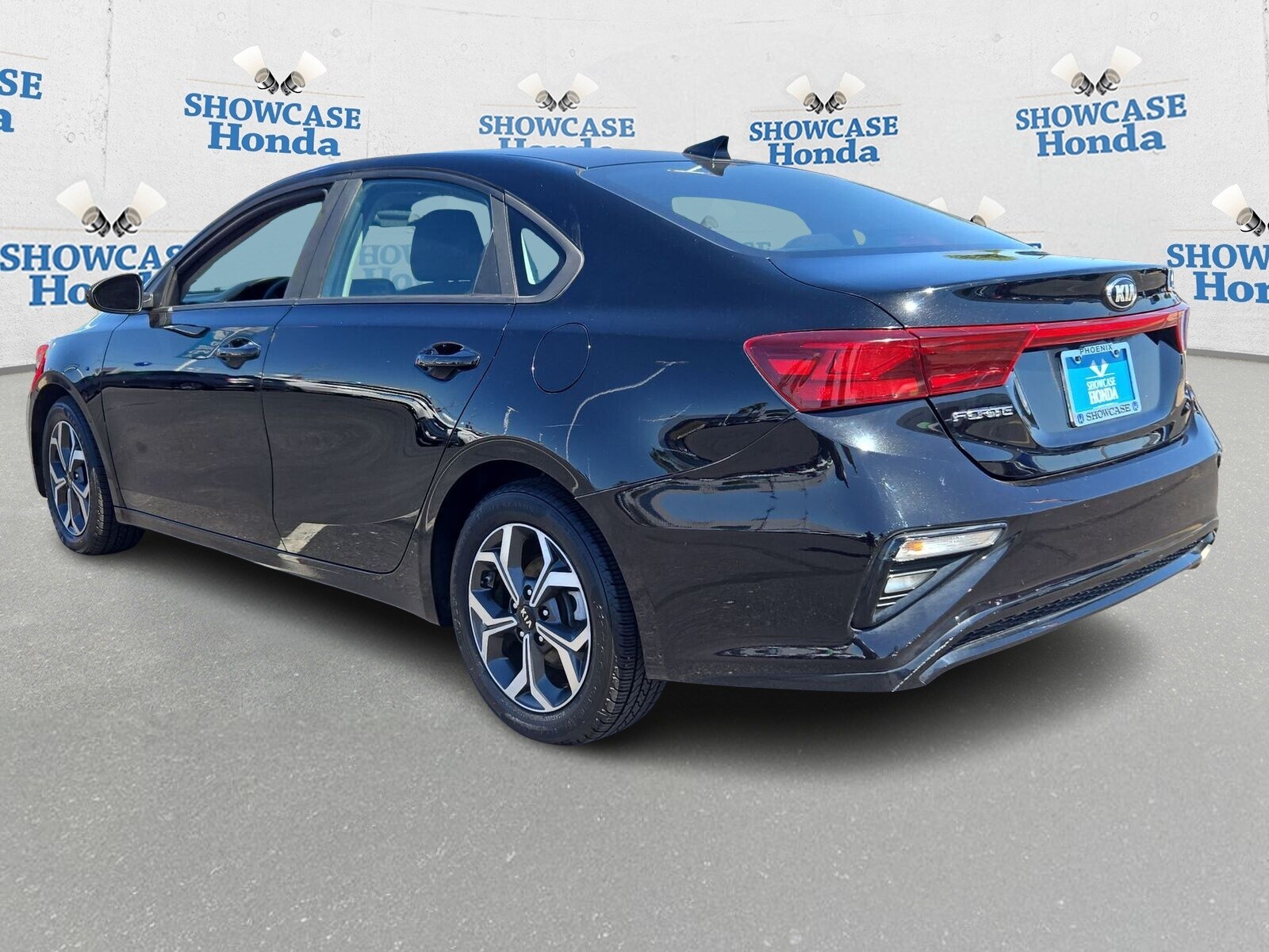 2019 Kia Forte LXS photo 4