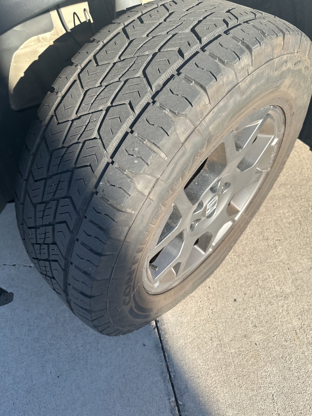 2023 Honda Pilot TrailSport photo 2
