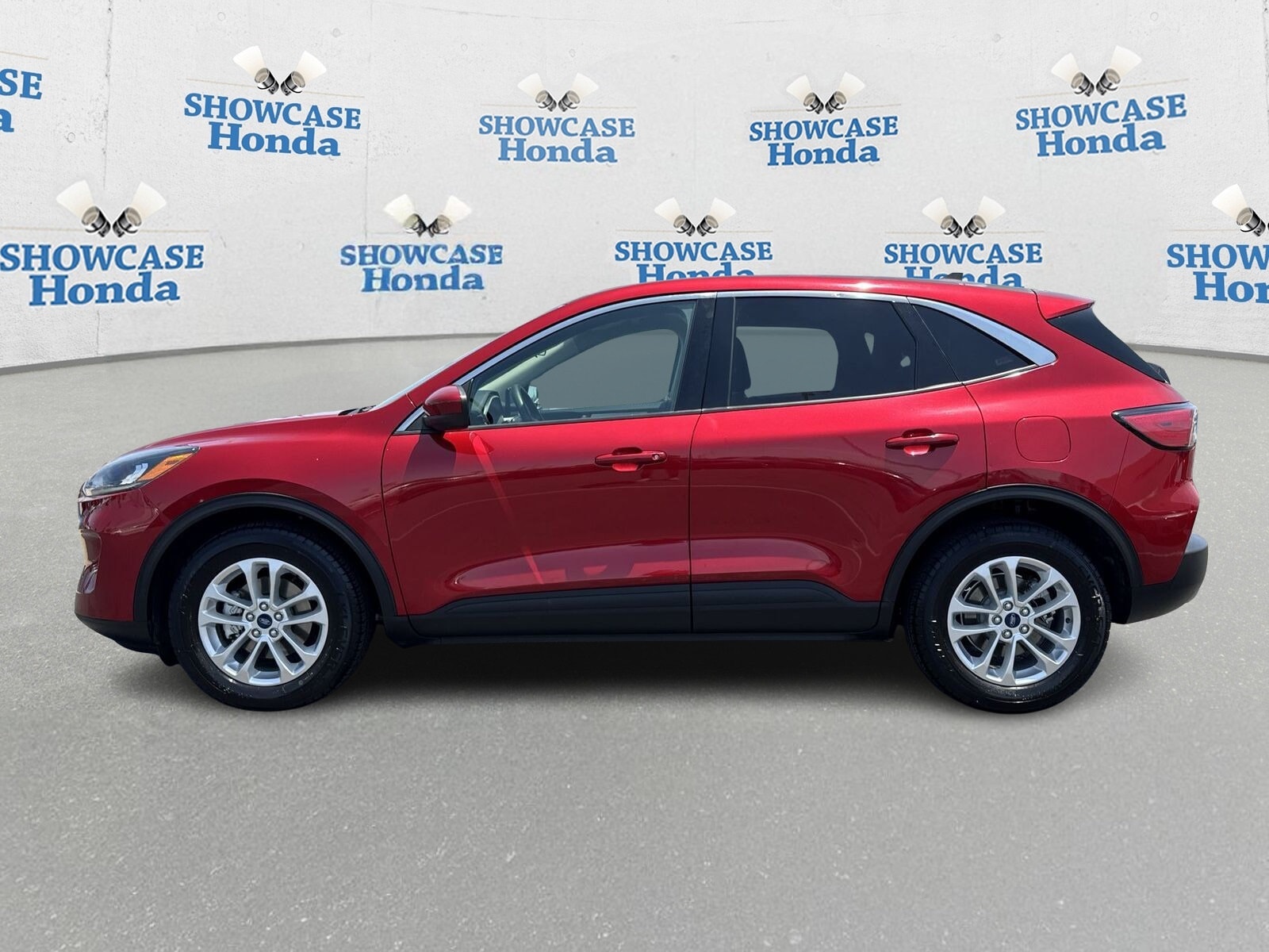 Used 2020 Ford Escape SE with VIN 1FMCU0G64LUC73009 for sale in Phoenix, AZ