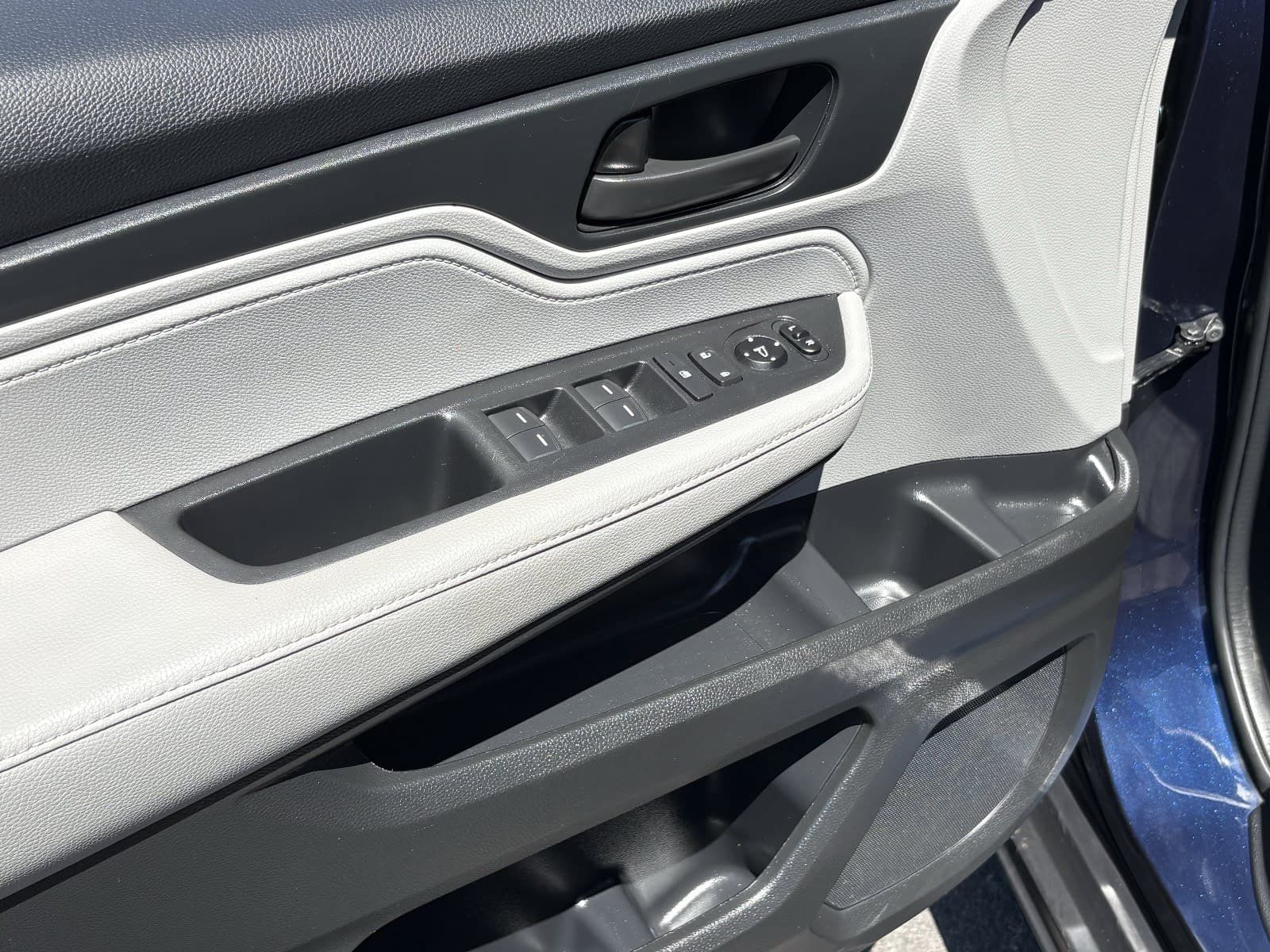 2024 Honda Odyssey EX - Photo 21