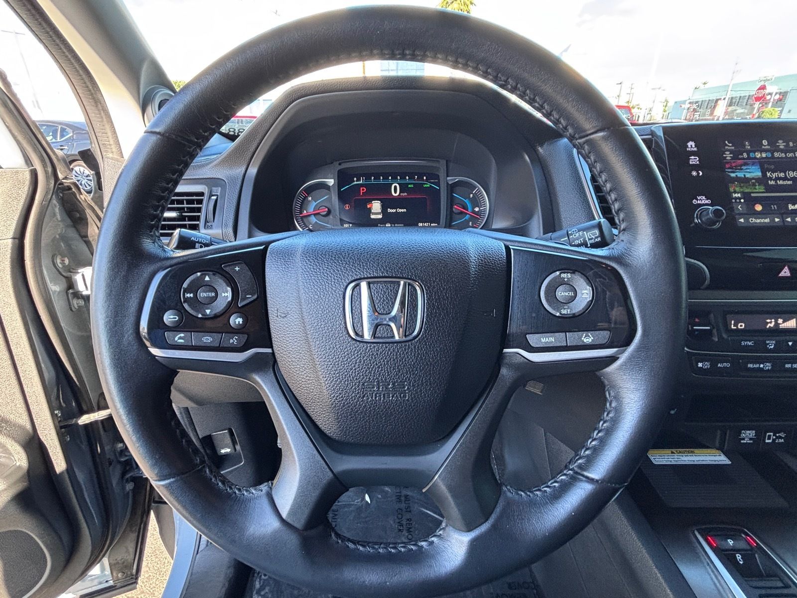 2022 Honda Pilot SE - Photo 24