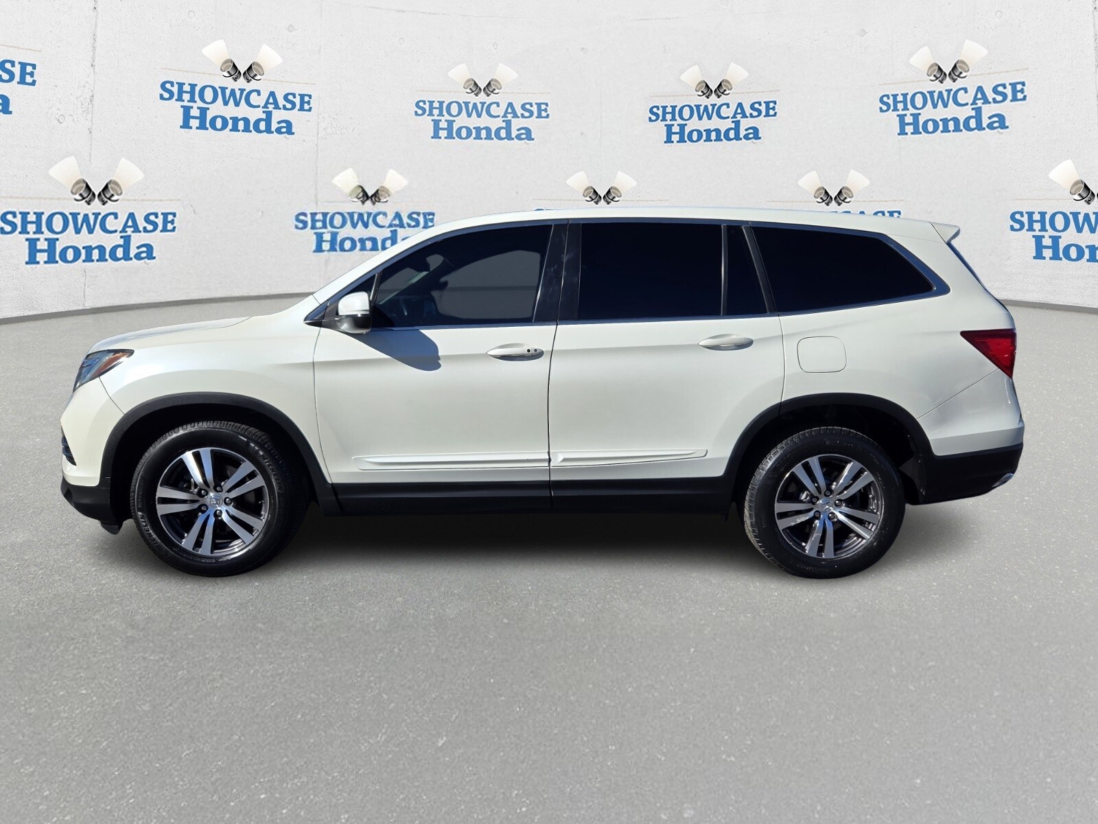 2016 Honda Pilot EX-L photo 4