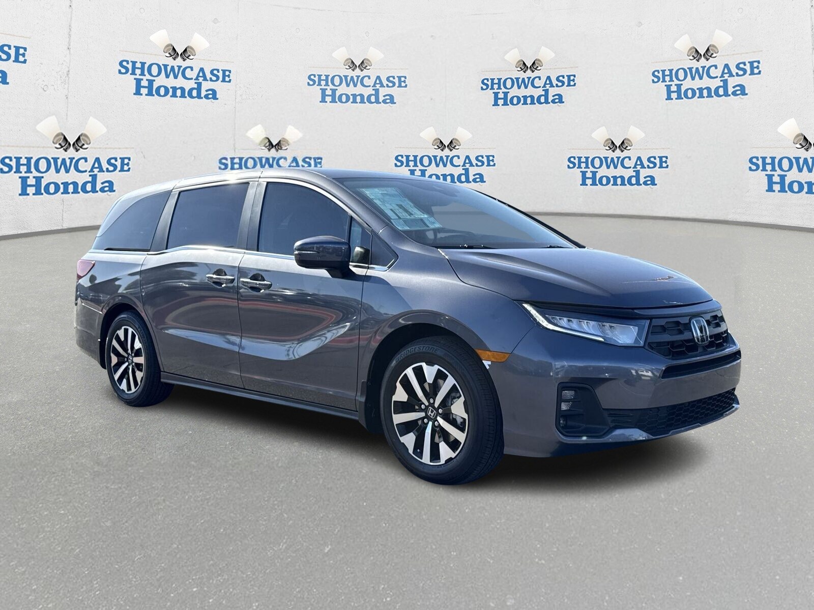 2026 Honda Odyssey EX-L photo 3