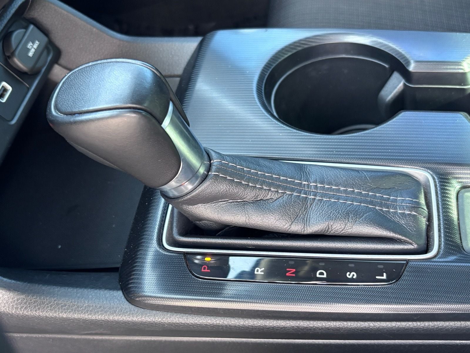 2022 Honda Civic EX - Photo 32