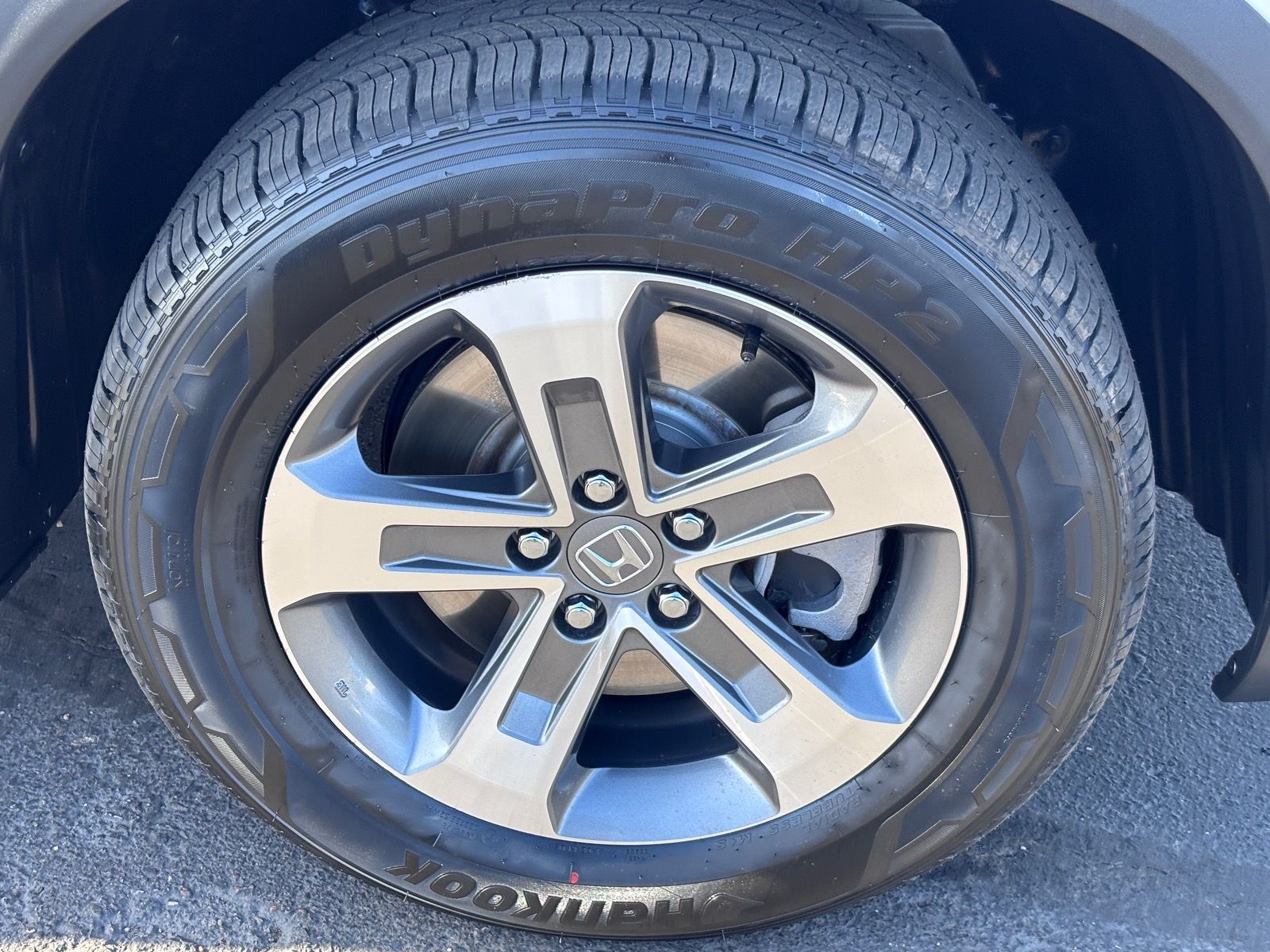 2024 Honda Pilot EX-L - Photo 11