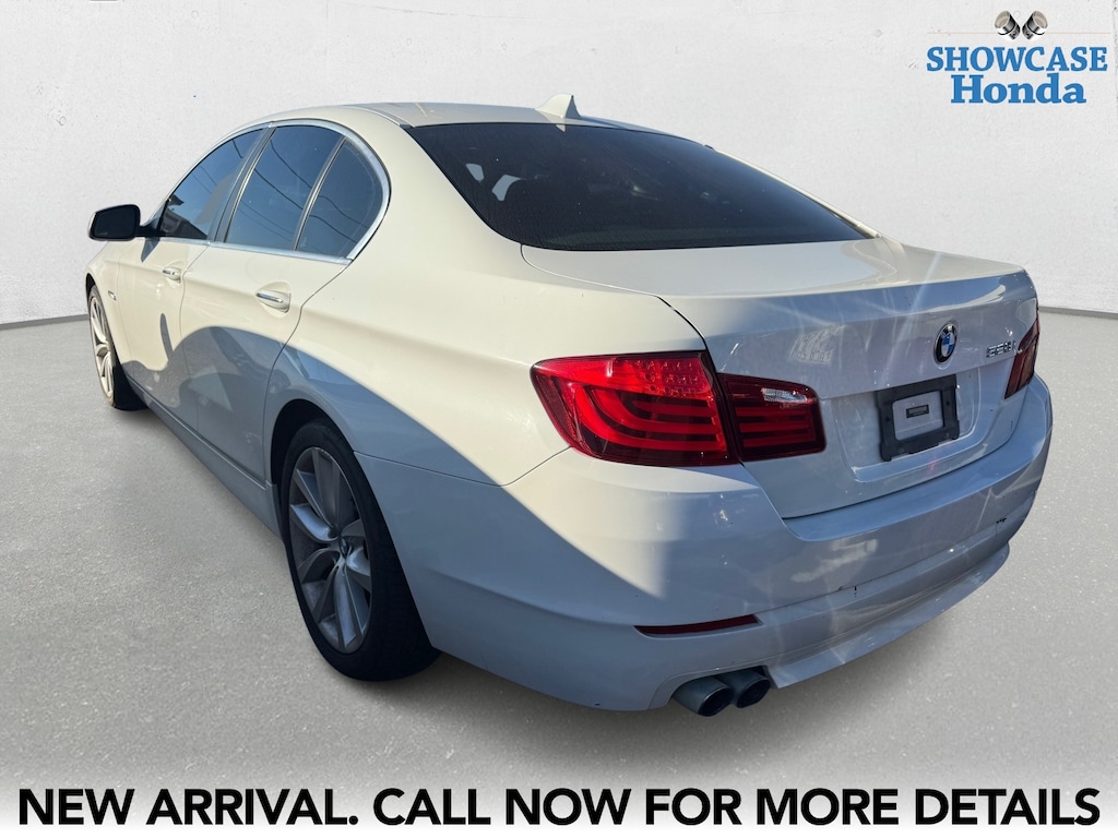 Used 2011 BMW 528i  Sedan