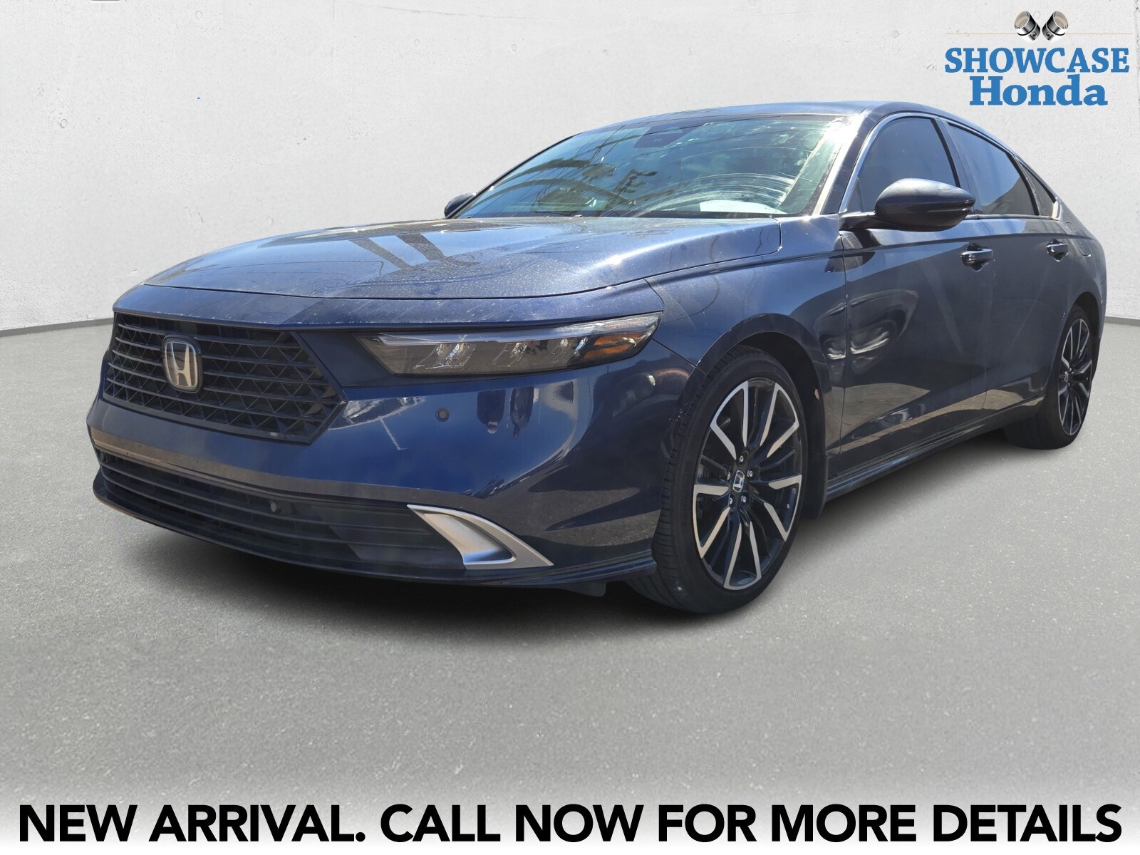 2024 Honda Accord Hybrid Touring photo 2
