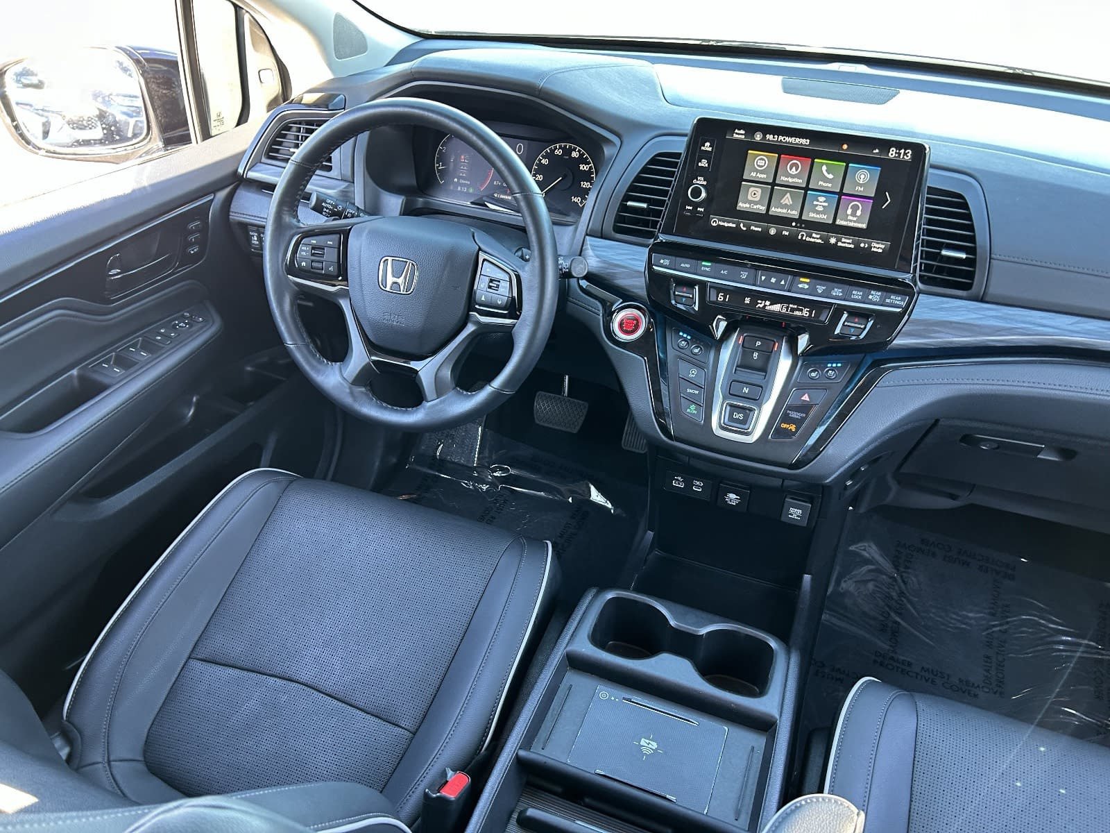 2025 Honda Odyssey Elite - Photo 18