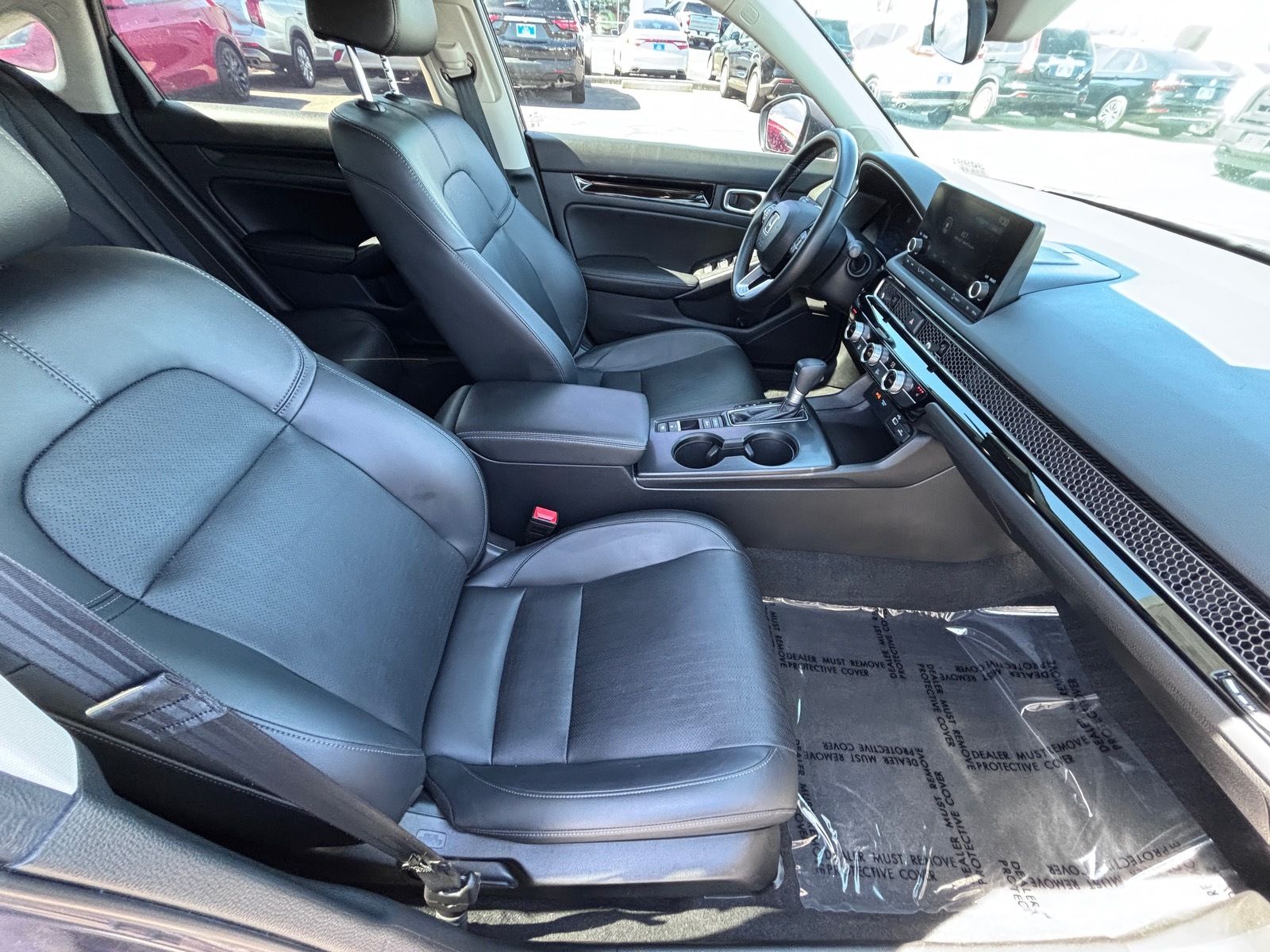 2024 Honda Civic Hatchback EX-L - Photo 14