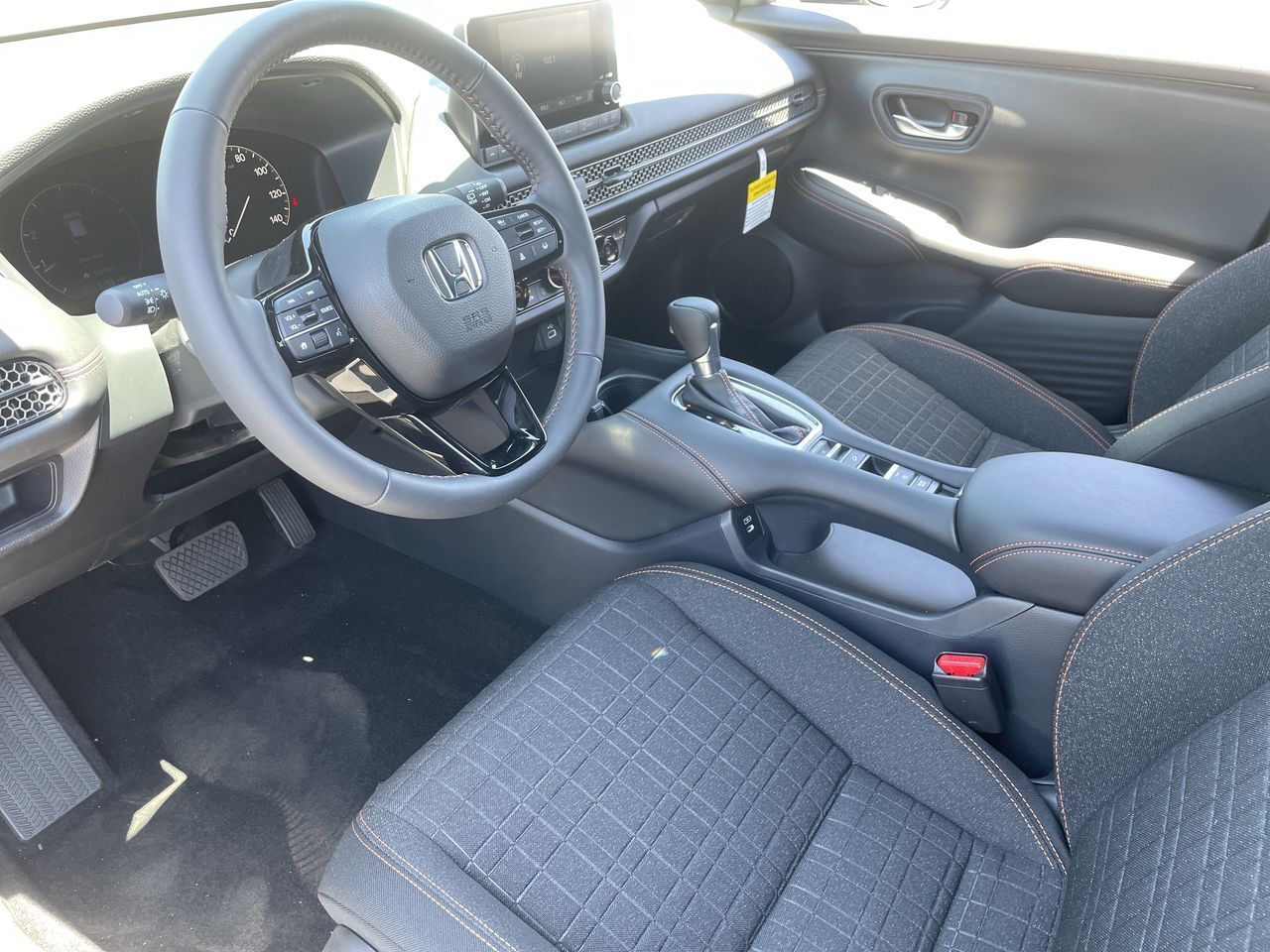 2025 Honda HR-V Sport - Photo 10