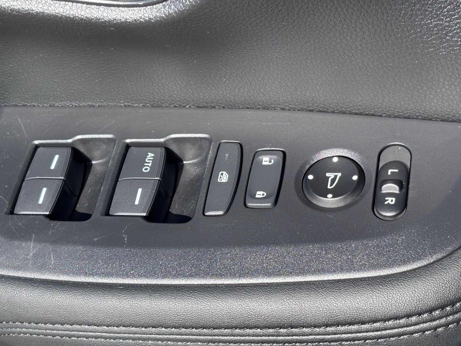 2023 Honda HR-V LX - Photo 21
