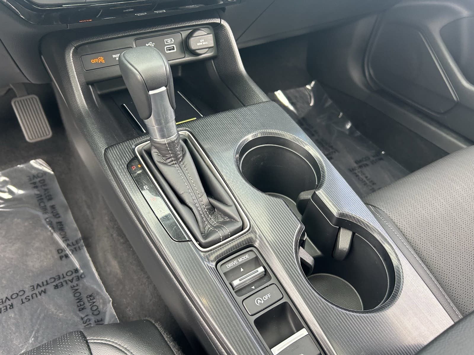 2024 Honda Civic Touring - Photo 29