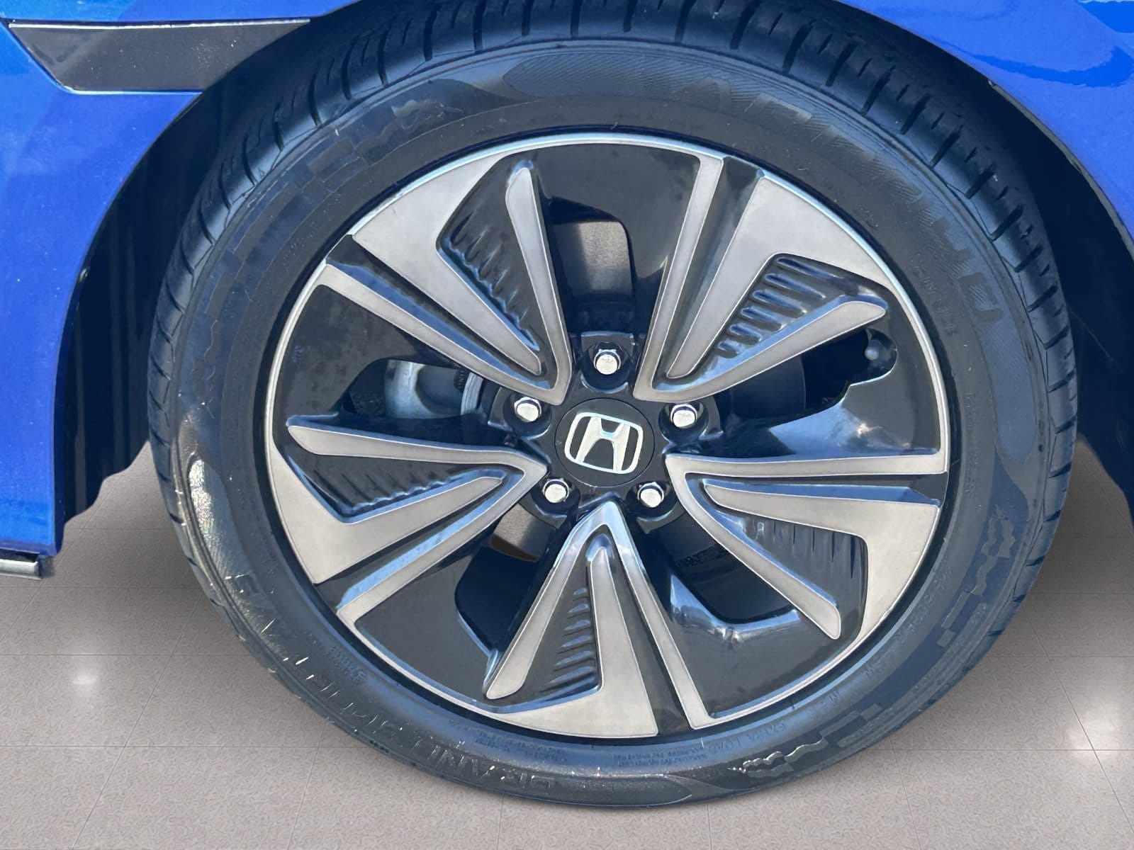 2017 Honda Civic Hatchback EX - Photo 11