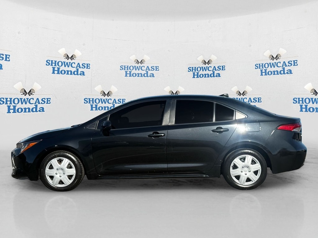 Used 2020 Toyota Corolla LE Sedan