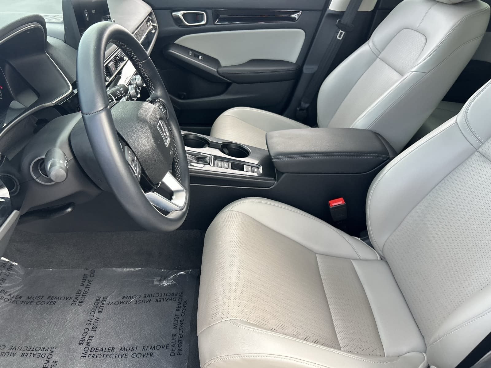 2024 Honda Civic Hatchback EX-L - Photo 22