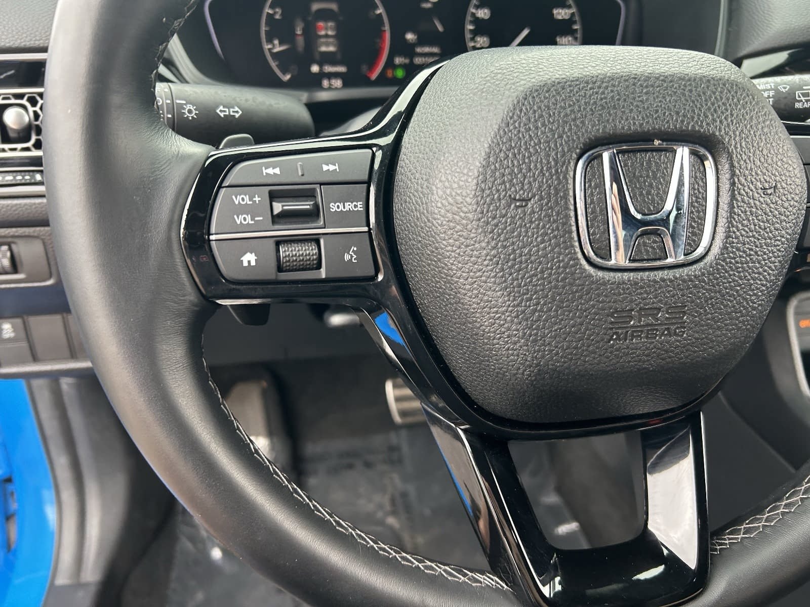 2025 Honda Civic Hatchback Sport - Photo 27