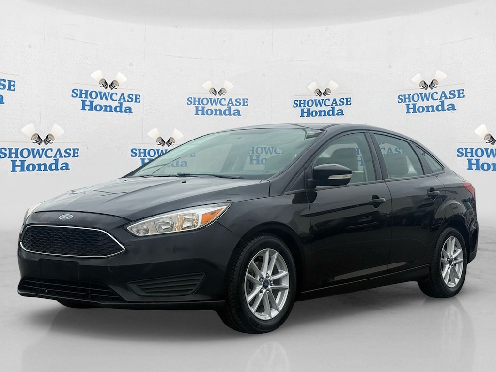Used 2016 Ford Focus SE Sedan