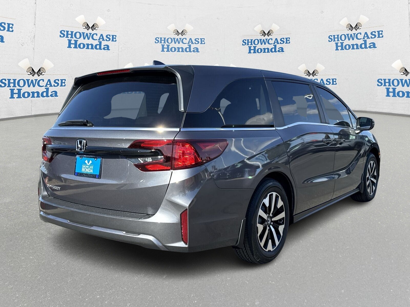 2026 Honda Odyssey EX-L photo 2