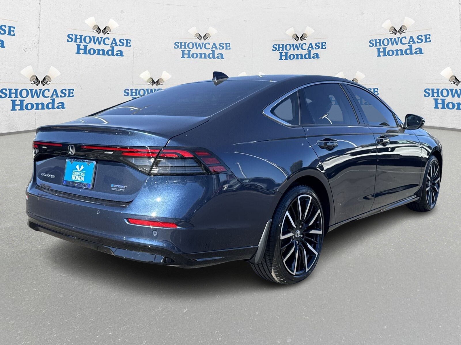 2025 Honda Accord Hybrid Touring photo 3