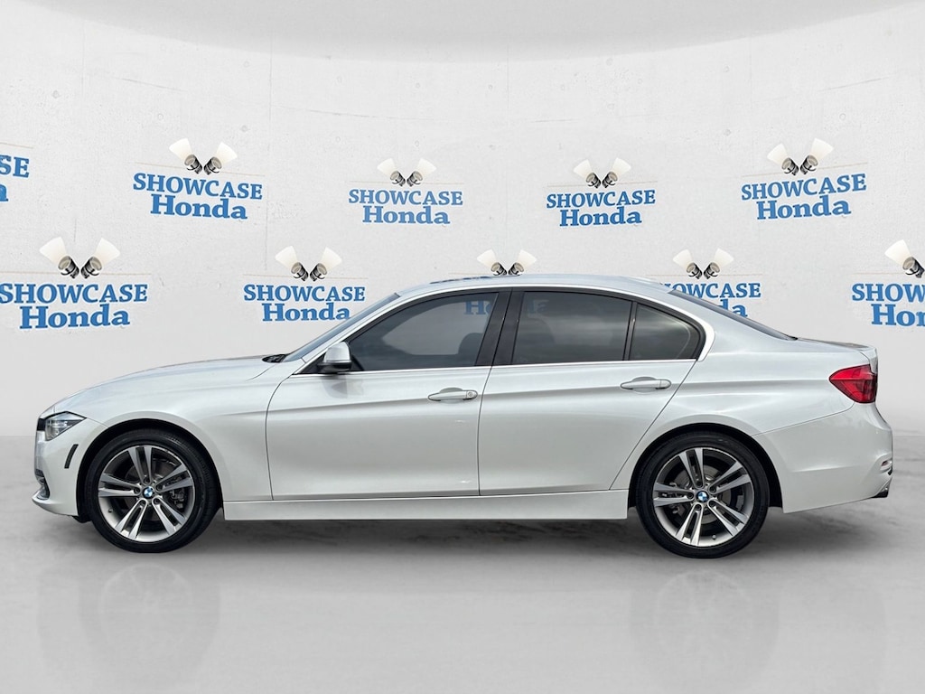 Used 2018 BMW 330i xDrive Sedan