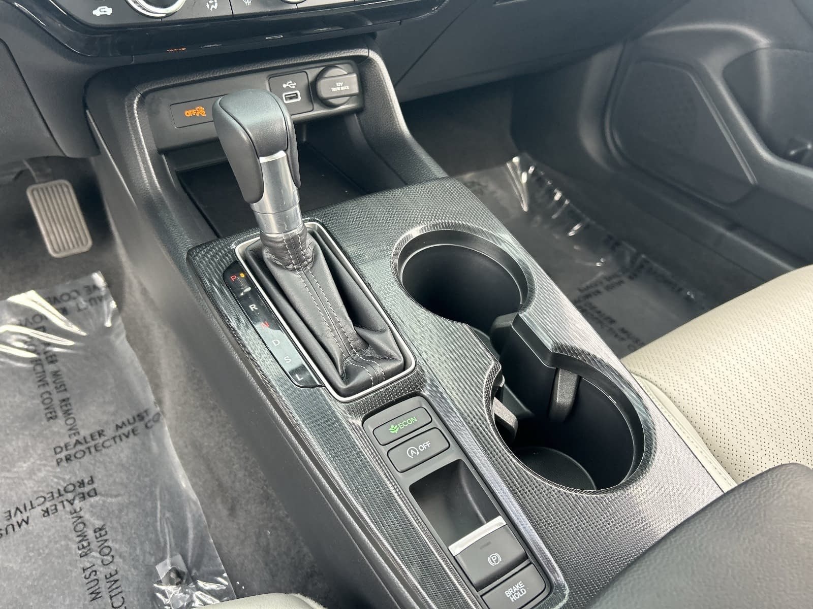 2024 Honda Civic Hatchback EX-L - Photo 29