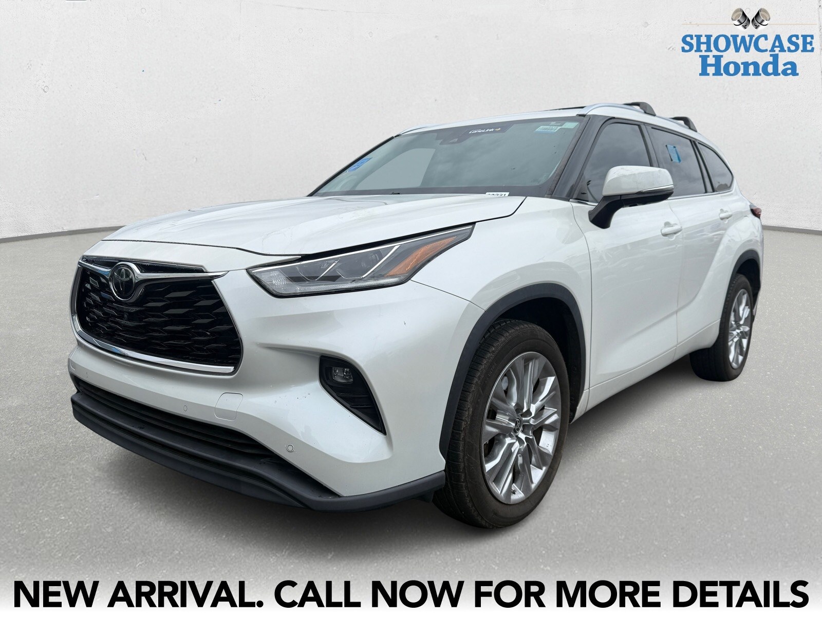 2021 Toyota Highlander Limited photo 2