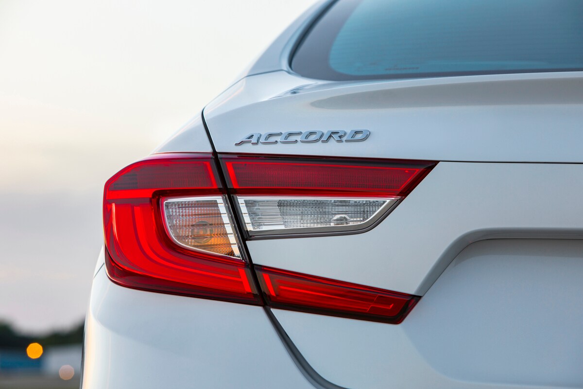 2018 Honda Accord taillight
