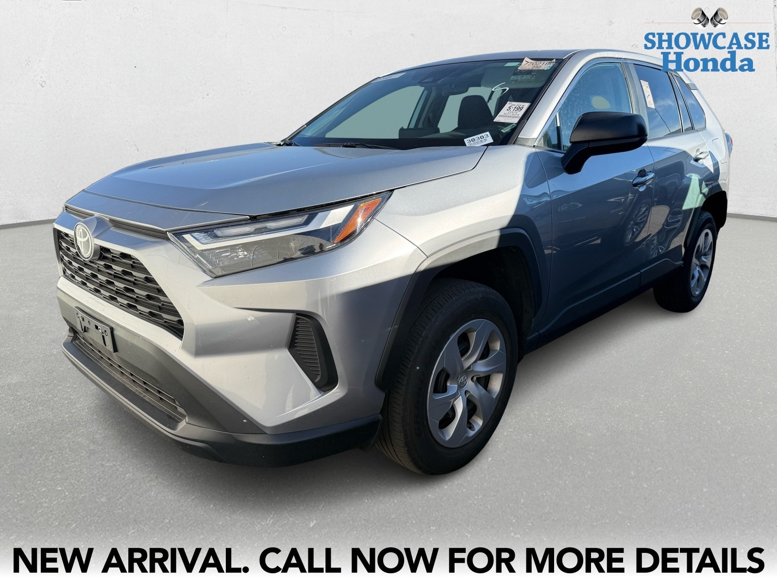Used 2024 Toyota RAV4 LE with VIN 2T3F1RFV5RC453636 for sale in Northfield, Minnesota