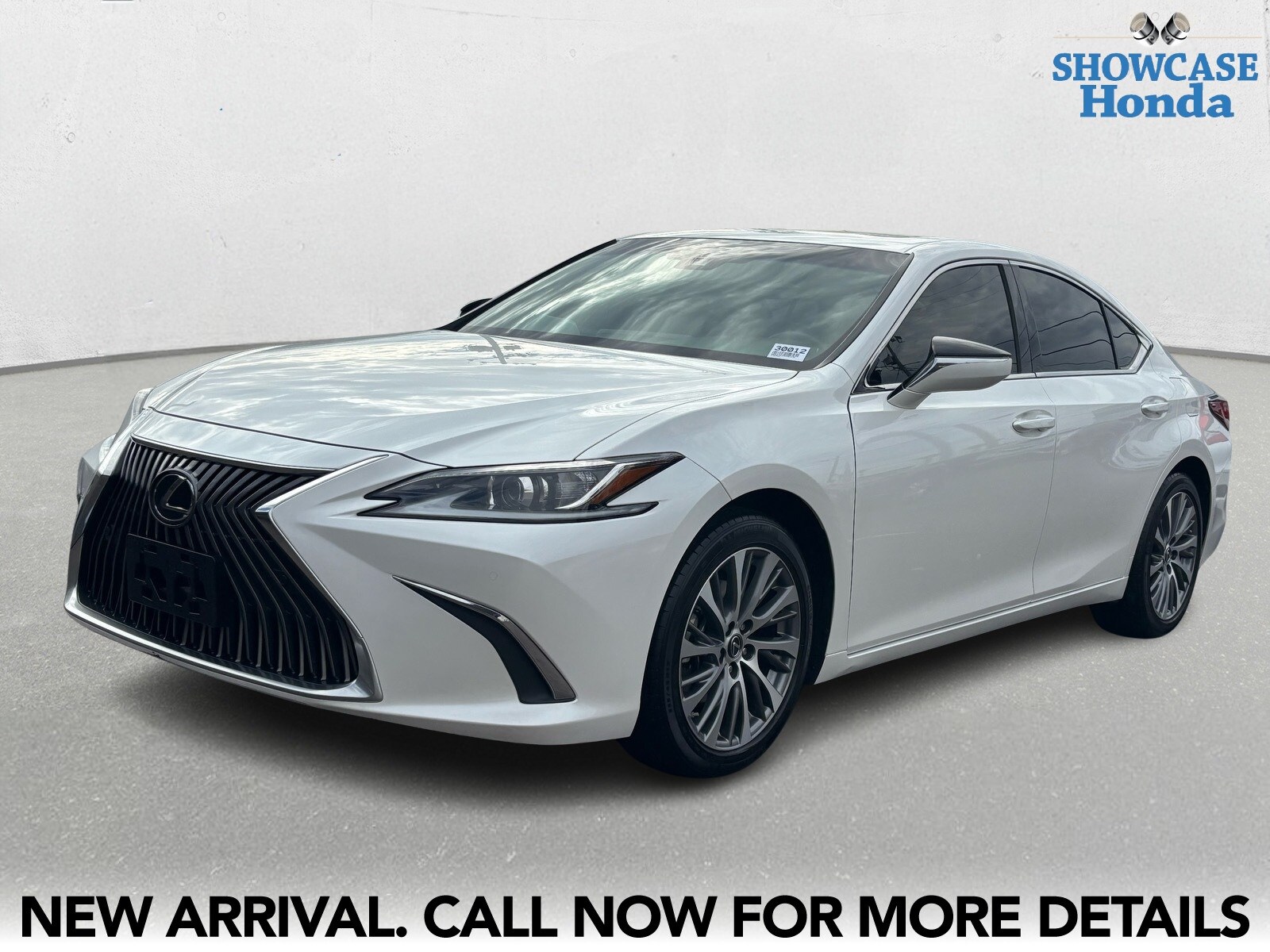 2021 Lexus ES 350 photo 2