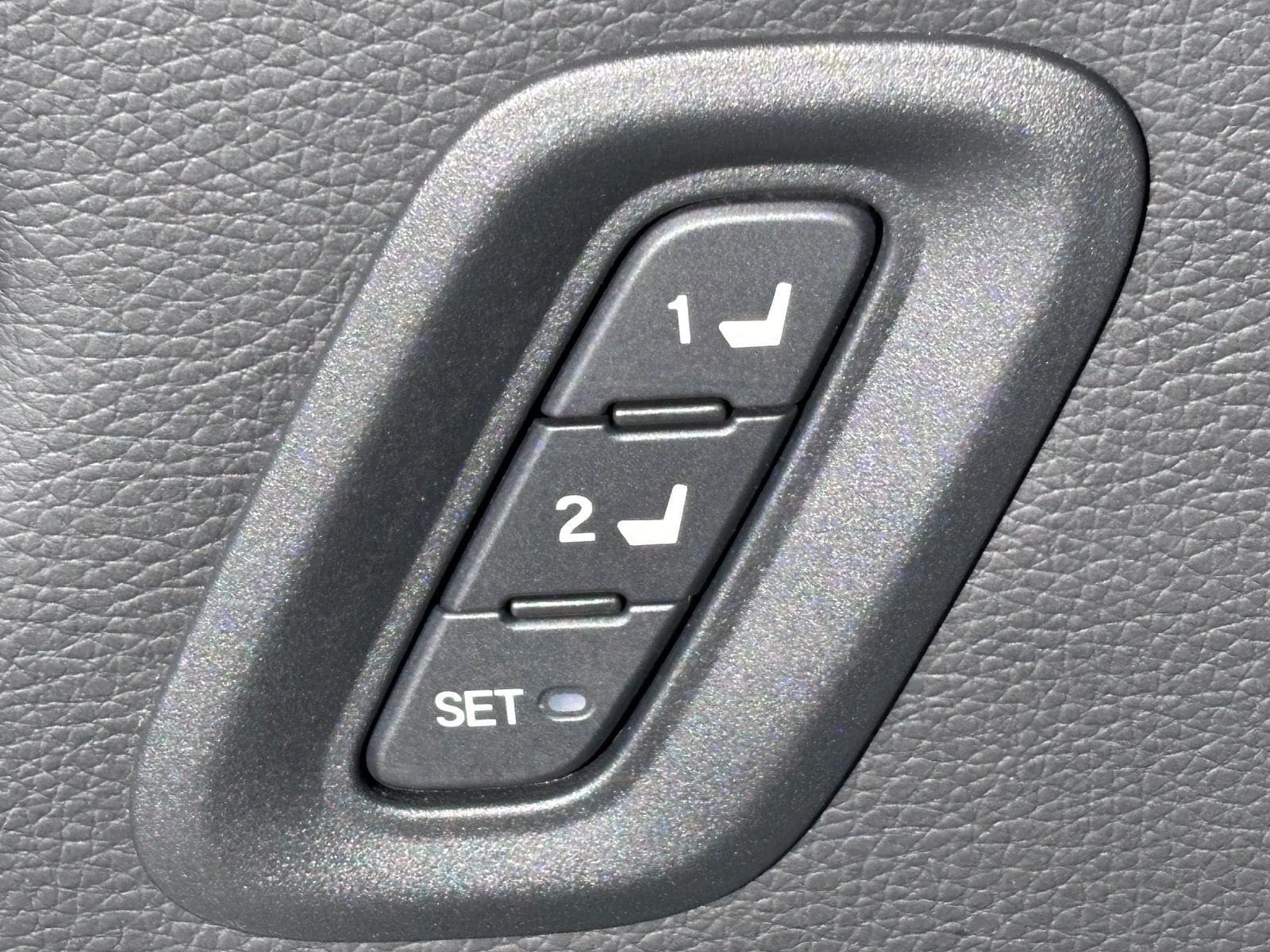 2023 Honda Pilot EX-L - Photo 22