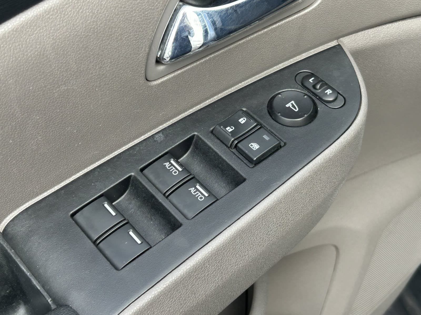 2016 Honda Odyssey EX - Photo 23