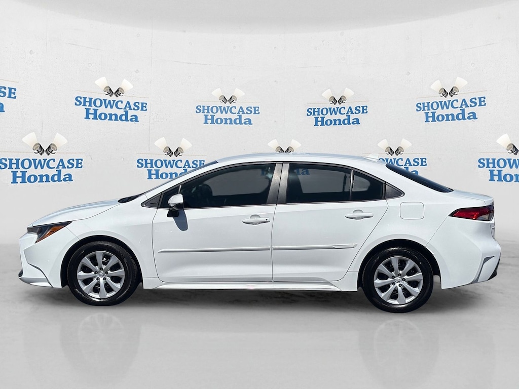 Used 2025 Toyota Corolla LE Sedan