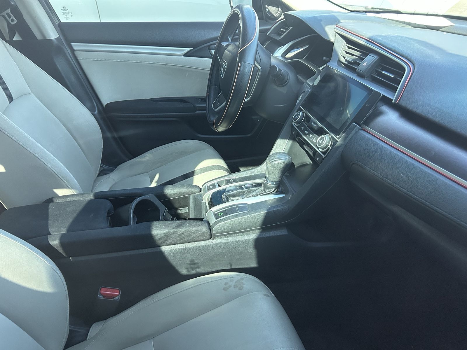 2016 Honda Civic EX-T - Photo 11