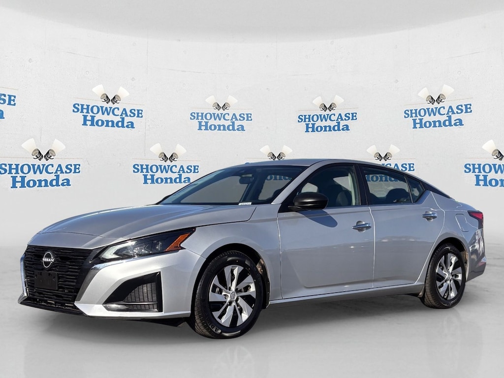 Used 2024 Nissan Altima 2.5 S Sedan