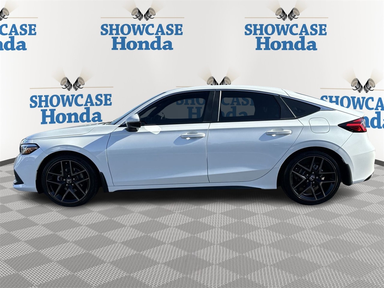 Certified 2024 Honda Civic Hatchback Sport Touring with VIN 19XFL1H80RE002157 for sale in Phoenix, AZ