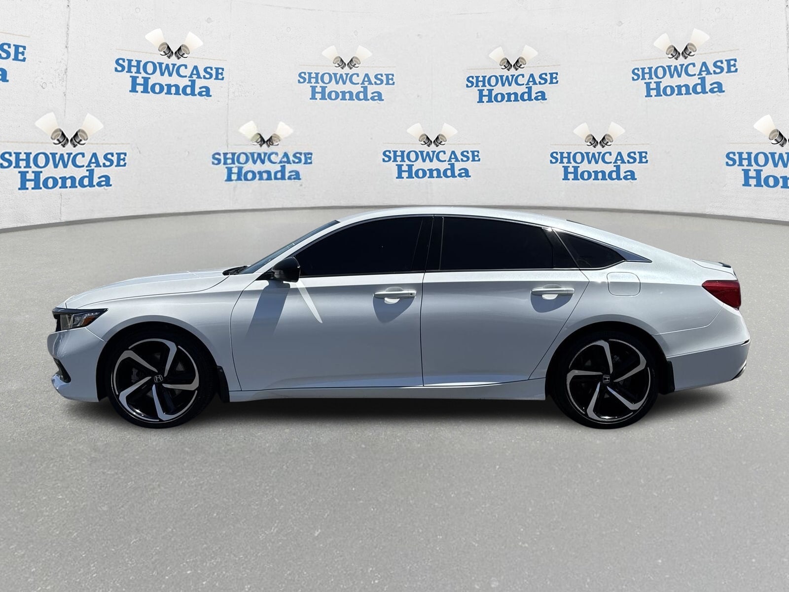 1HGCV1F35MA105740