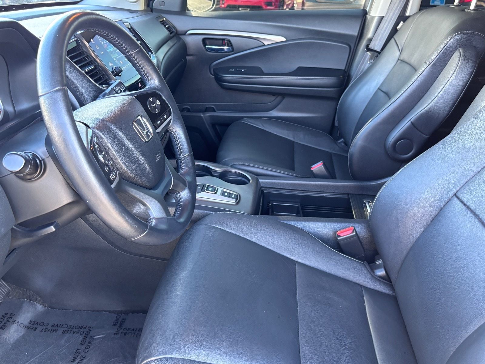 2022 Honda Pilot SE - Photo 18