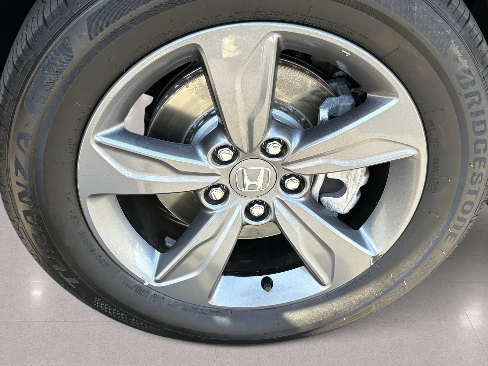 2024 Honda Odyssey EX - Photo 9
