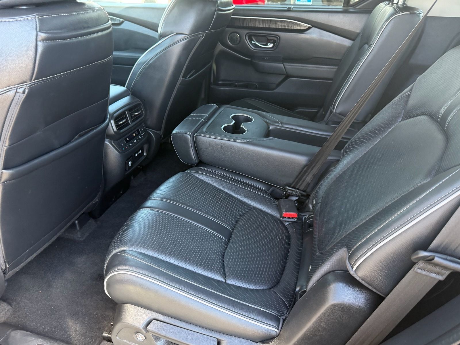 2023 Honda Pilot Elite - Photo 18