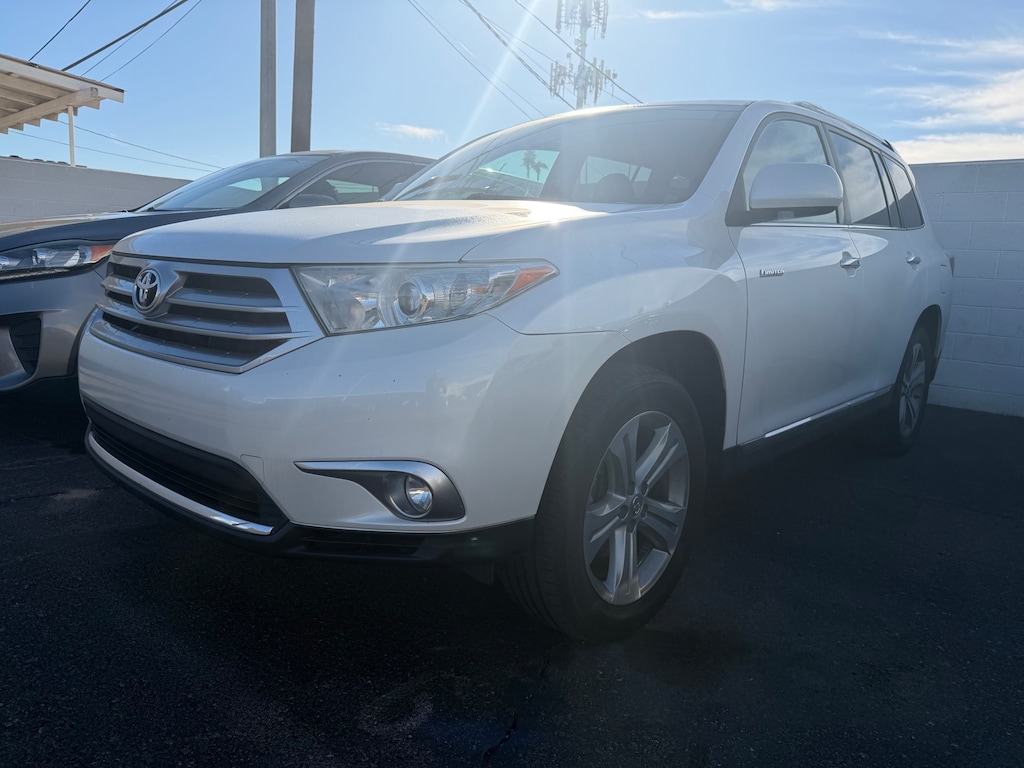 Used 2012 Toyota Highlander Limited V6 SUV